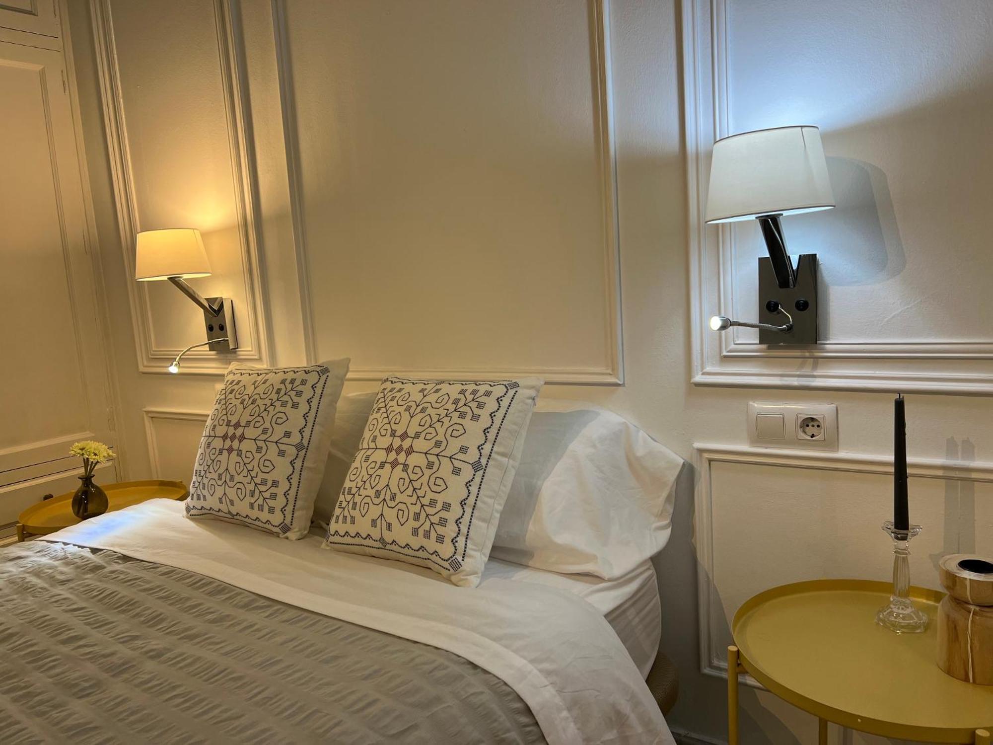 Apartamento En Casco Antiguo - Plaza De La Gavidia Seville Luaran gambar