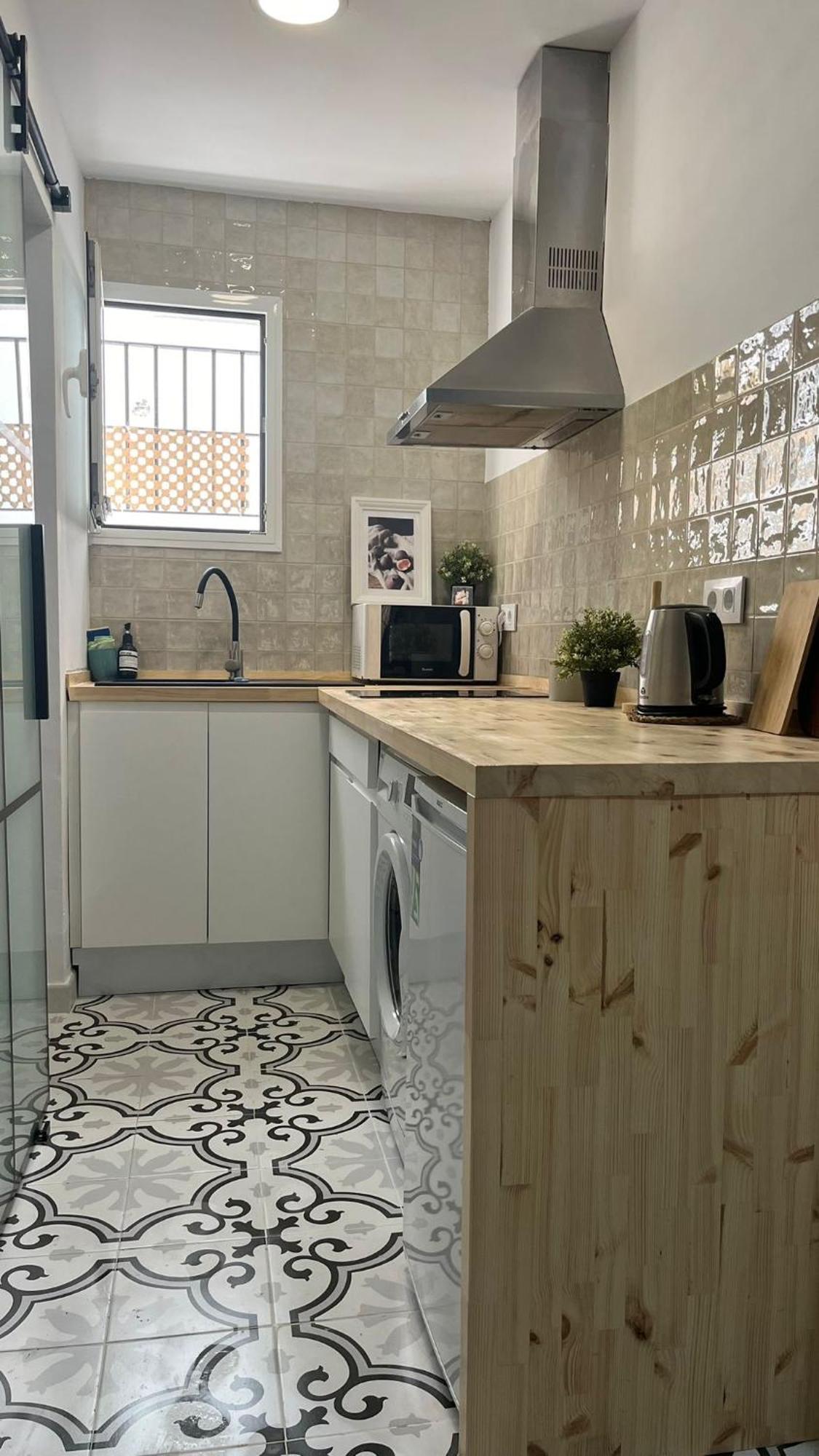 Apartamento En Casco Antiguo - Plaza De La Gavidia Seville Luaran gambar
