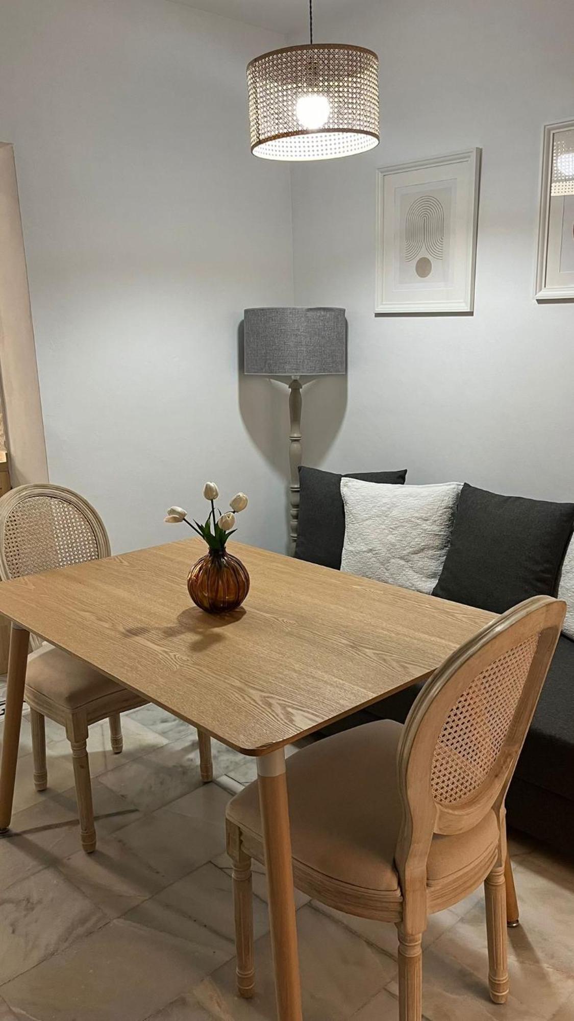 Apartamento En Casco Antiguo - Plaza De La Gavidia Seville Luaran gambar